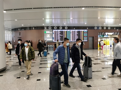 大興機場春節假期旅客吞吐量13.79萬人次 圓滿完成各項保障工作